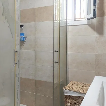 Holiday home Beautiful In With Private Swimming Pool, Be Inside Or Outside *