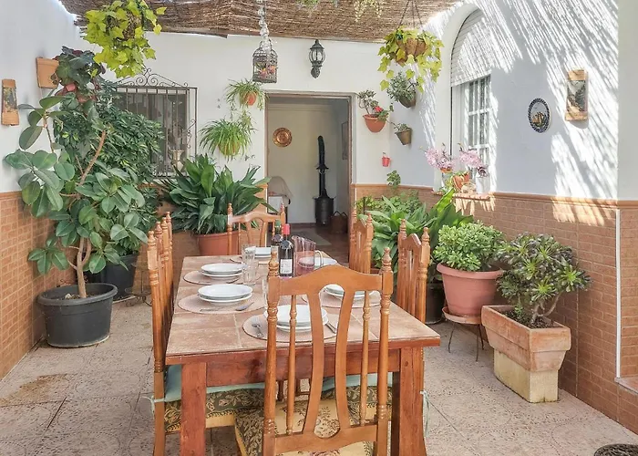 Semesterbostad Beautiful In With Private Swimming Pool, Be Inside Or Outside