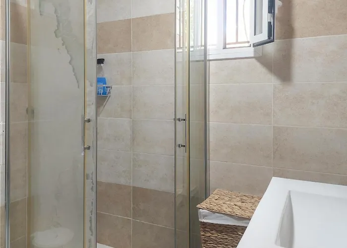 Semesterbostad Beautiful In With Private Swimming Pool, Be Inside Or Outside *