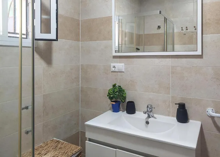 Semesterbostad Beautiful In With Private Swimming Pool, Be Inside Or Outside *